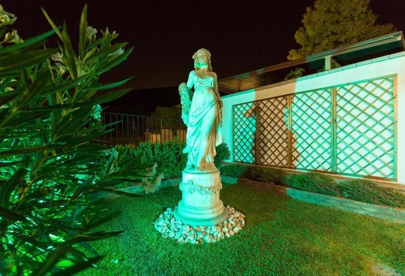 مبيت وإفطار Villa Madnis