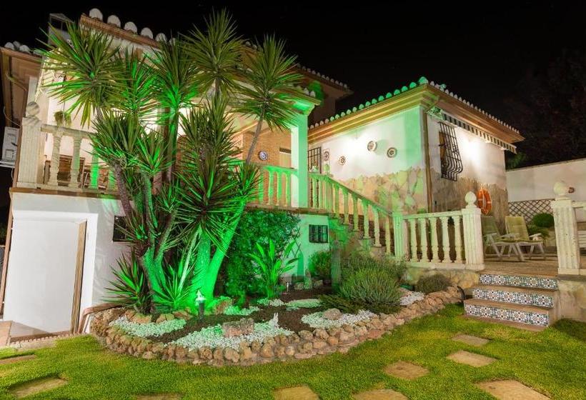 مبيت وإفطار Villa Madnis