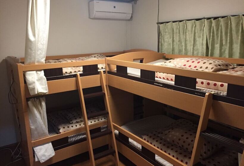 Guesthouse Usagi Momiji Hostel