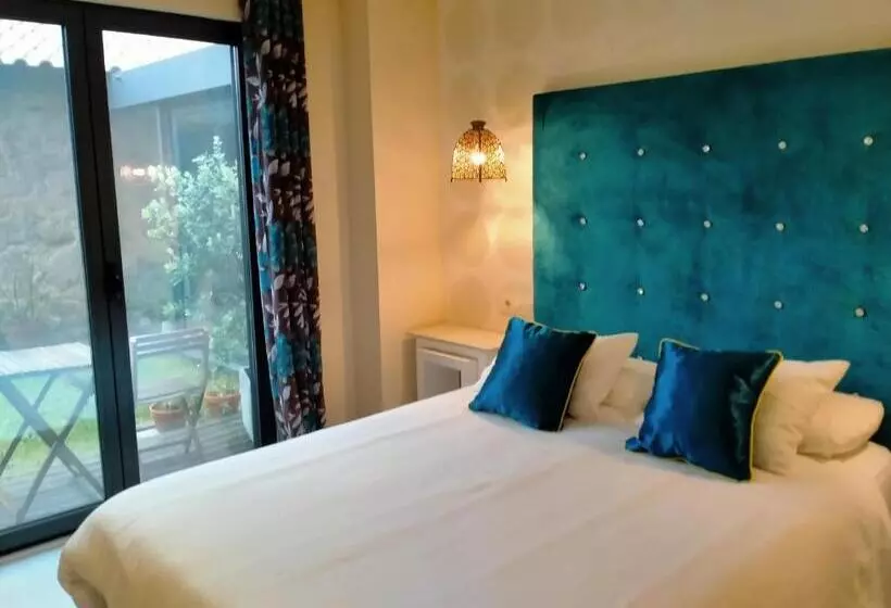 Hotel 7 Uvas