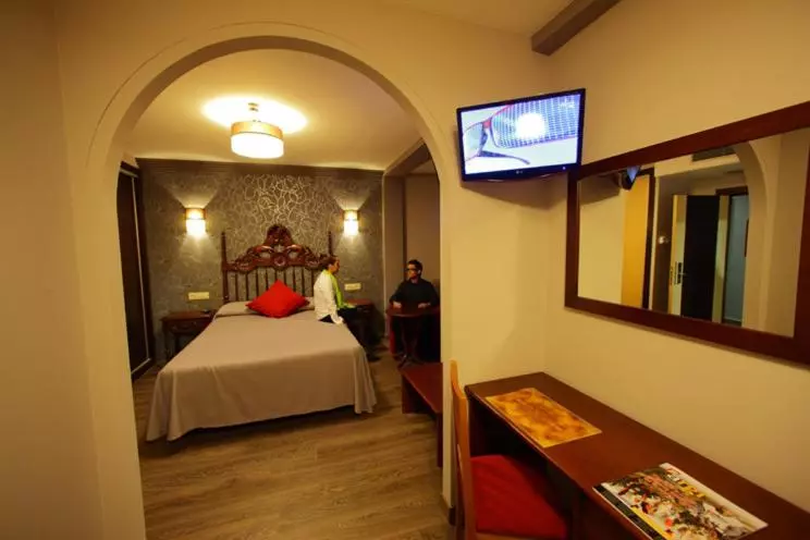 هتل Gran Casona De Sanabria
