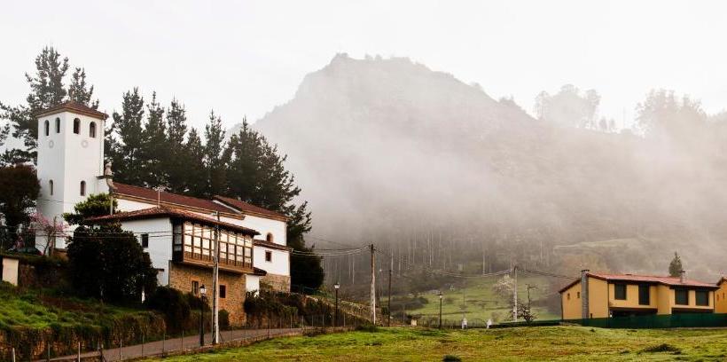 Отель El Mirador Del Nalón