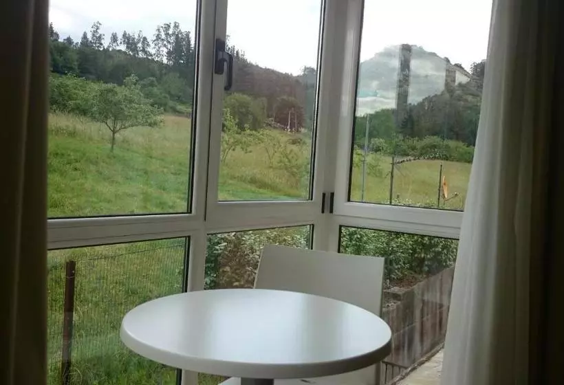 هتل El Mirador Del Nalón