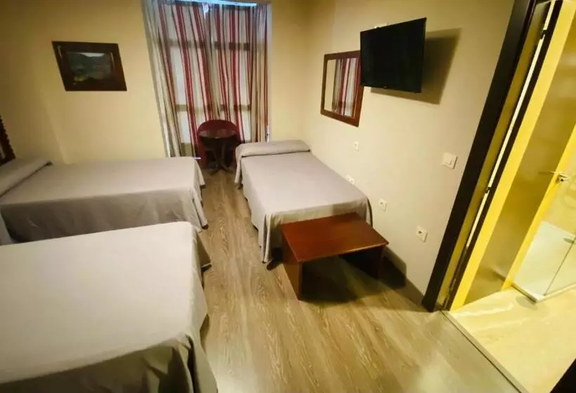 هتل Gran Casona De Sanabria