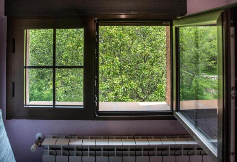 Отель Hospedaje Rural Casa Parri