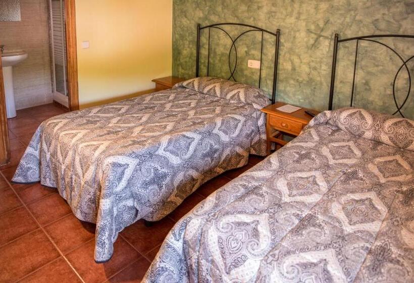 Отель Hospedaje Rural Casa Parri