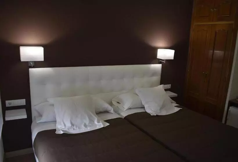 ホテル Hostal El Rocio