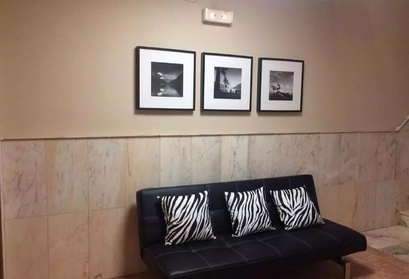 ホテル Hostal El Rocio