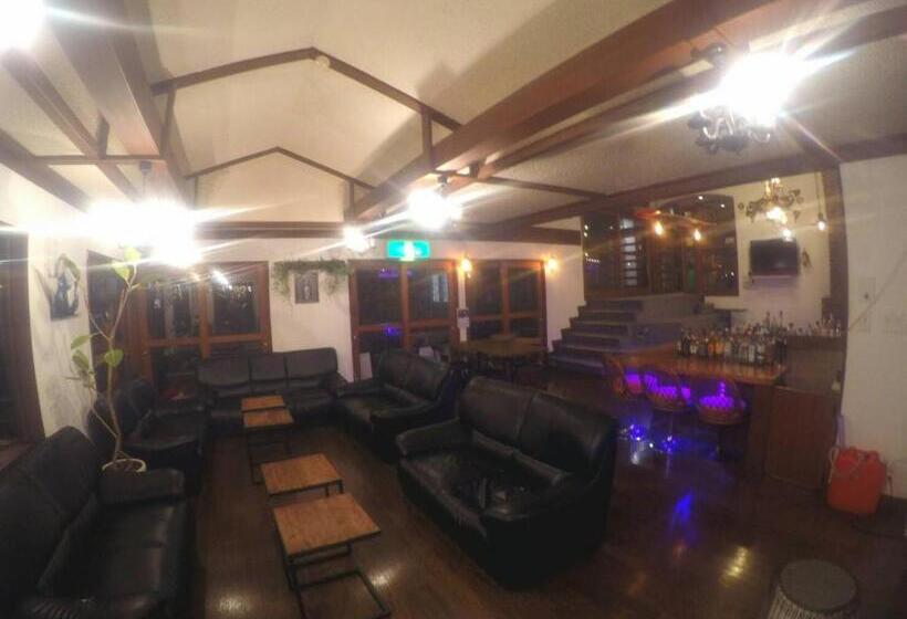 בית מלון כפרי Monkey Rider