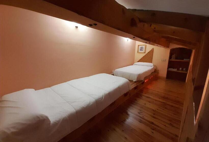 ホテル Rural El Perdigon