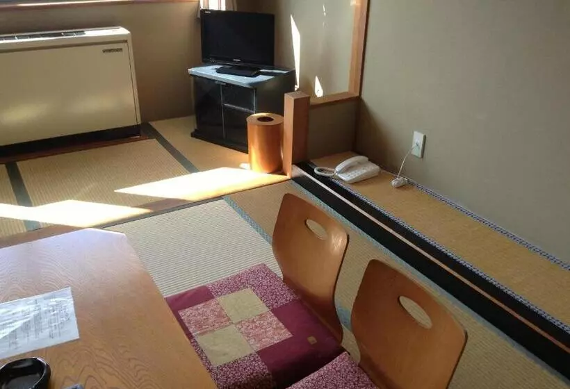 Ryokan Happokan