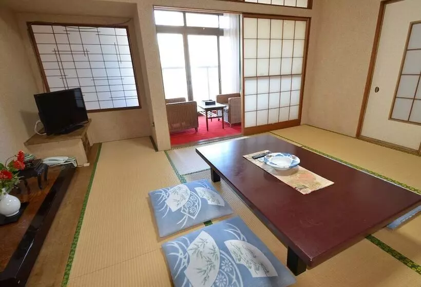 旅館 Kogetsukan