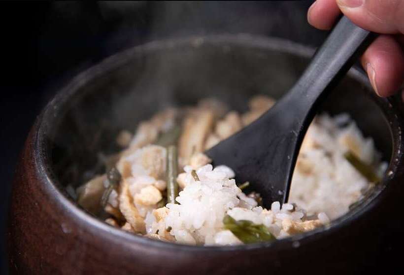 ריוקאן Sansuiso Tsuchiyu Spa