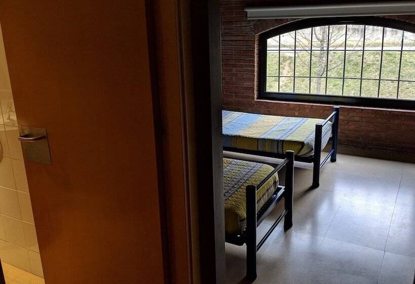 Alberg Sant Joan De Les Abadesses Xanascat