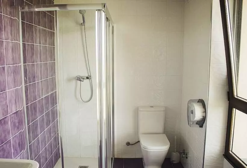 Albergue Camino Norte   Hostel
