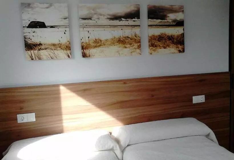 Albergue Camino Norte   Hostel