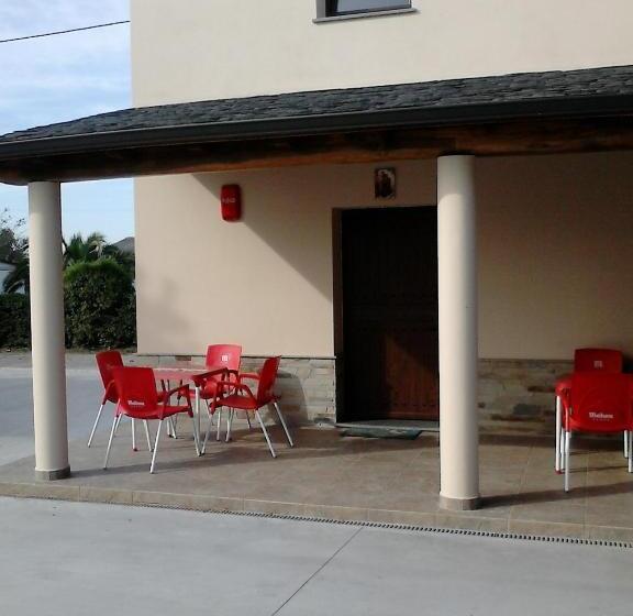 Albergue Camino Norte   Hostel