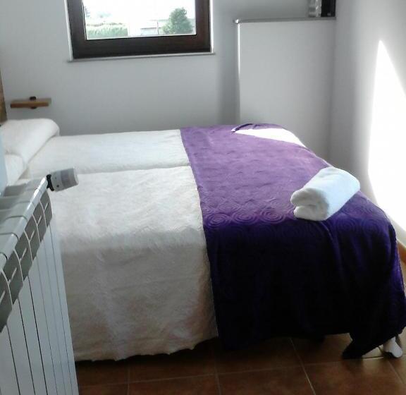 Albergue Camino Norte   Hostel