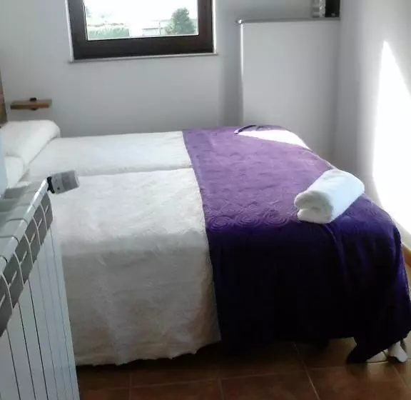 Albergue Camino Norte   Hostel