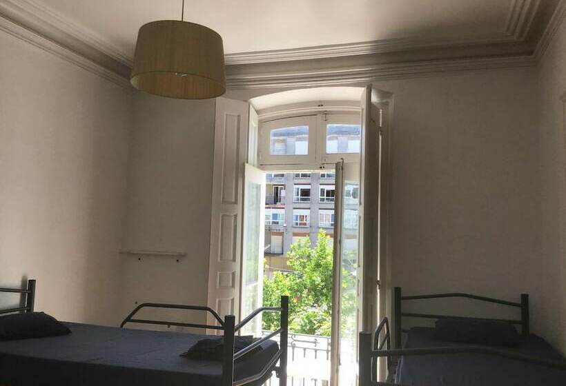 Albergue De Peregrinos La Bilbaina   Hostel