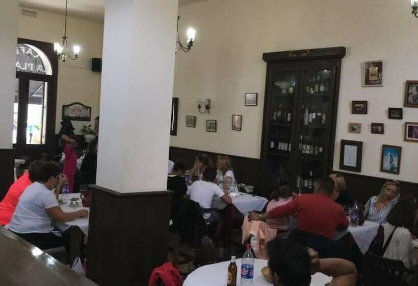 Albergue De Peregrinos La Bilbaina   Hostel