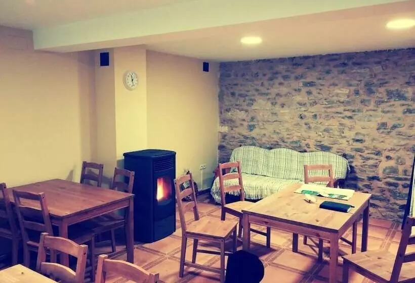 Albergue De Yebra
