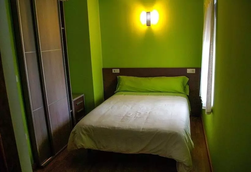 Albergue De Yebra