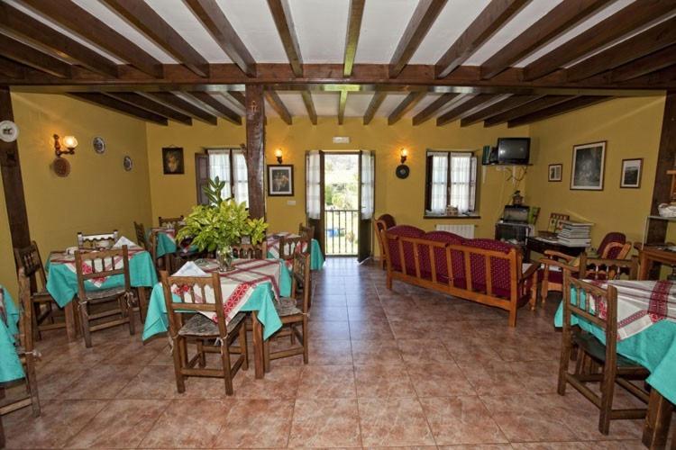 הוסטל Posada Los Taranos