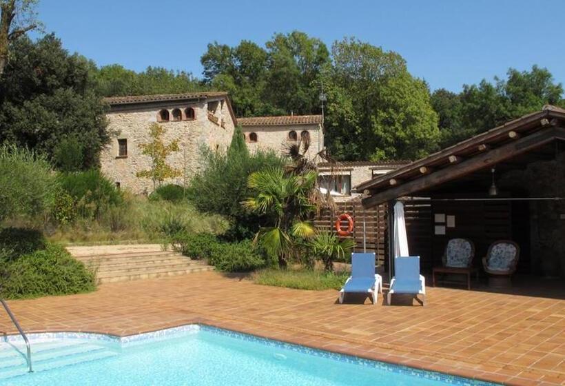 مبيت وإفطار Can Vila