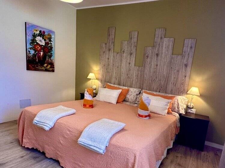 تختخواب و صبحانه Casa Regina Tenerife