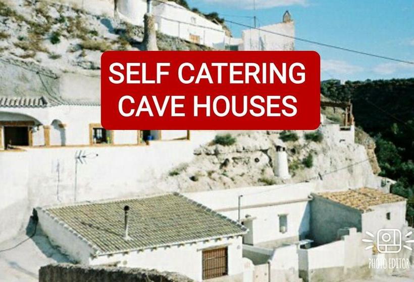 צימר Cuevacasa Cave Retreat Secluded Location With Mountain Views