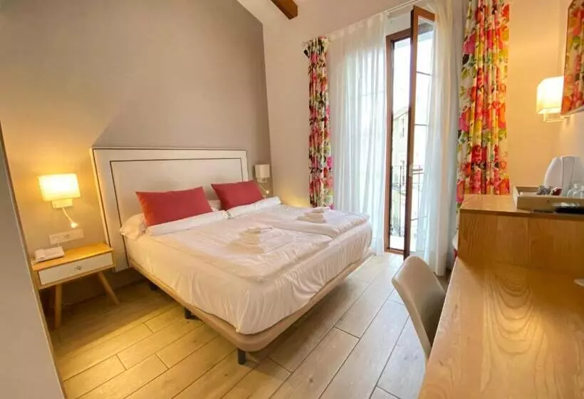 تختخواب و صبحانه Rosal By Seaward Suites Only Adults