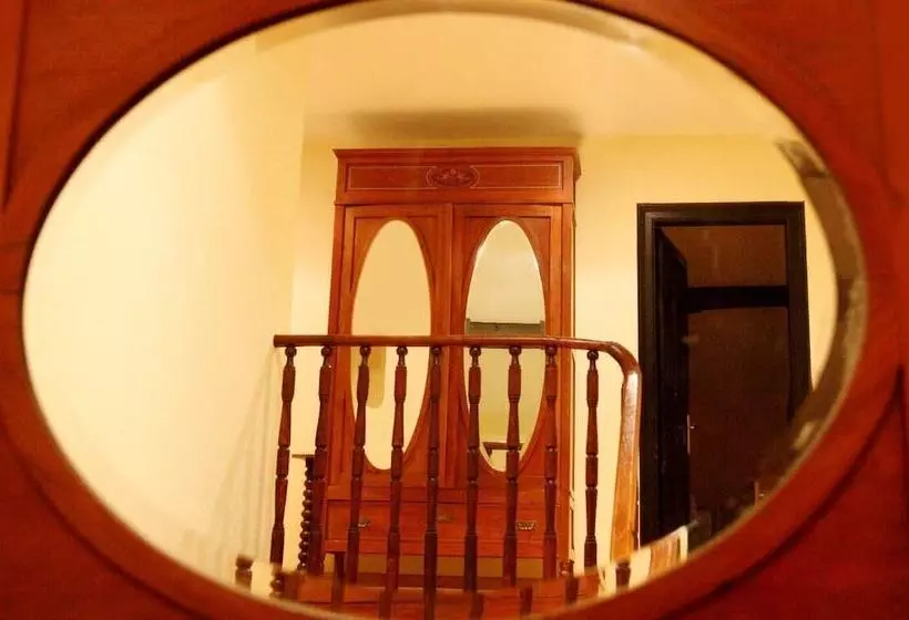 هتل Casa De Indianos Don Tomas