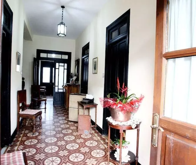 هتل Casa De Indianos Don Tomas