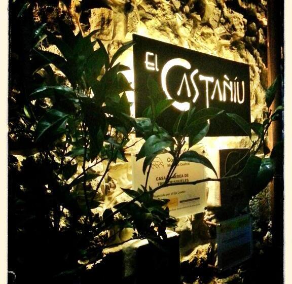 בית מלון כפרי Casona De El Castaniu