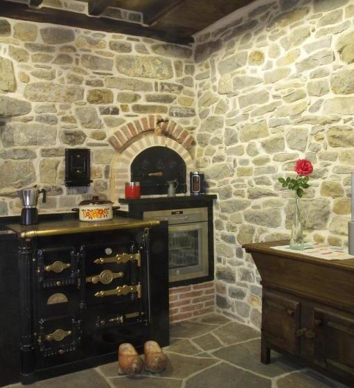 בית מלון כפרי Casona De El Castaniu