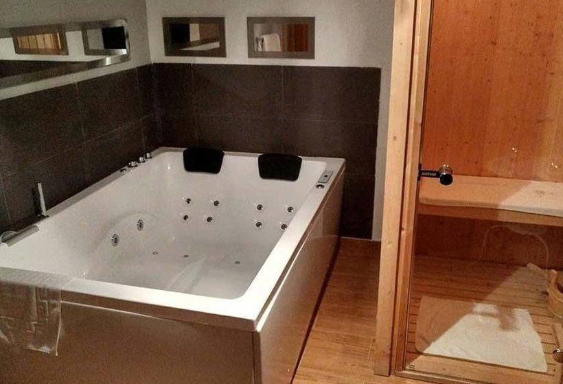 فندق Chinchonspa