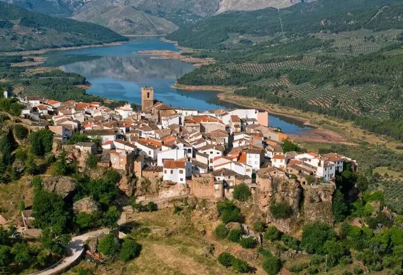 هتل Cortijo De Ramón
