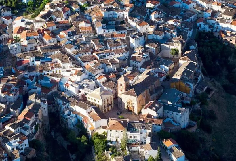 هتل Cortijo De Ramón