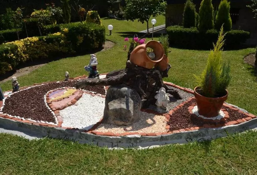 Hotelli El Jardin
