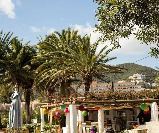 هتل Ibizazen
