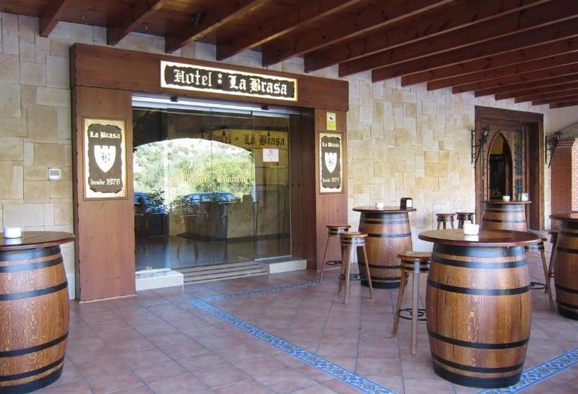 בית מלון כפרי La Brasa