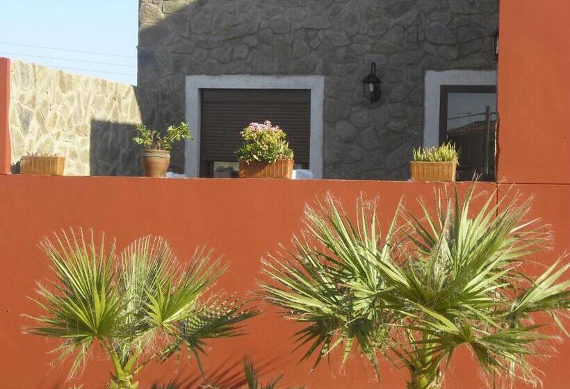 Hotel La Posada De Menchu