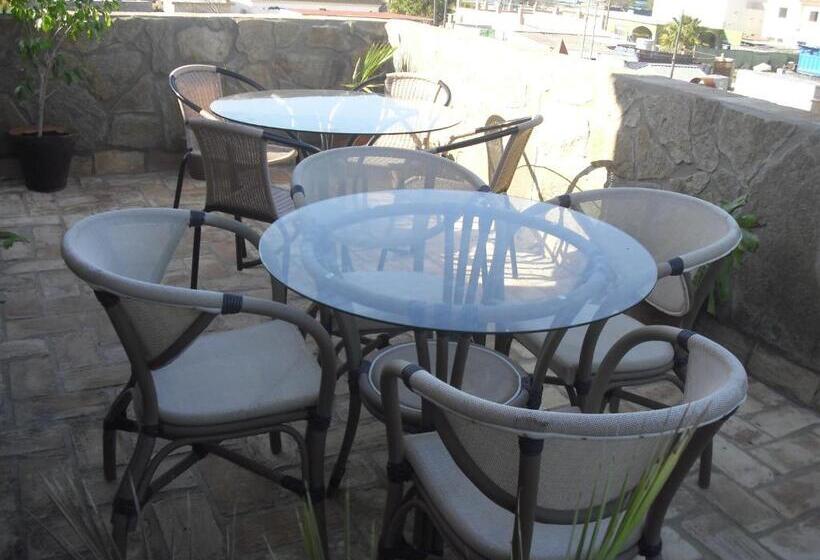 Hotel La Posada De Menchu