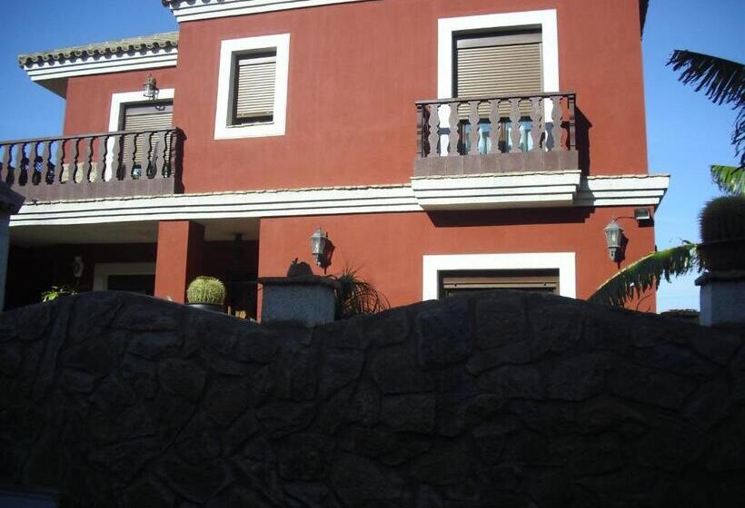 Hotel La Posada De Menchu