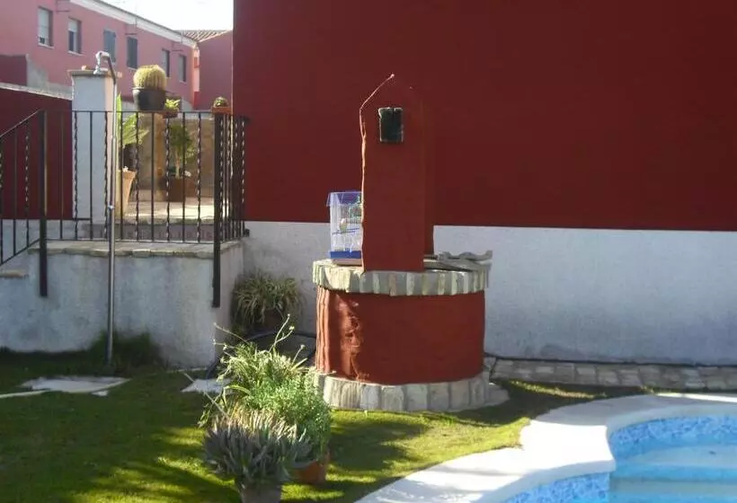 هتل La Posada De Menchu
