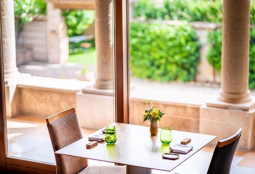 בית מלון כפרי La Torre Del Visco   Relais & Châteaux