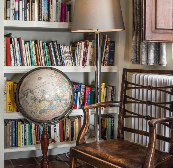 בית מלון כפרי La Torre Del Visco   Relais & Châteaux