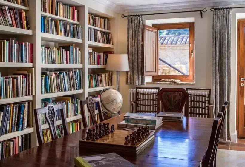 هتل La Torre Del Visco   Relais & Châteaux