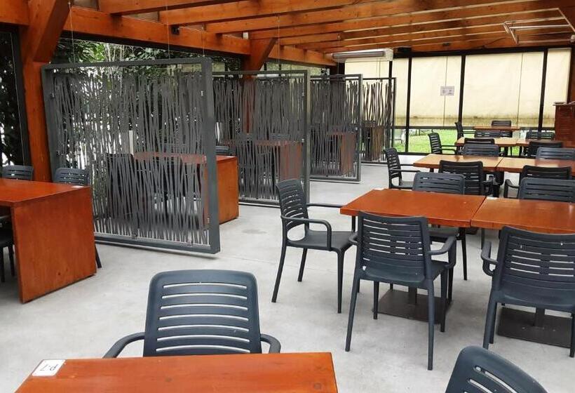 호텔 Larramendi Torrea